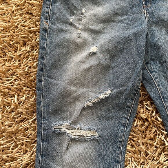 Good American Good Classic Distressed Hi-Rise Jeans GC062T Size 10/30 - Picture 3 of 14